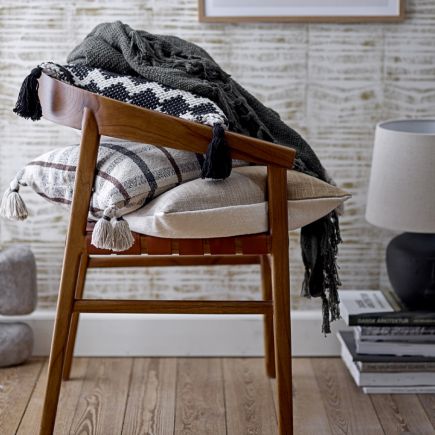 Wooden Dining Chair Thohall : Procomobel