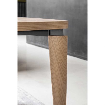 Wooden Dining Table 'Fyra' | Procomobel