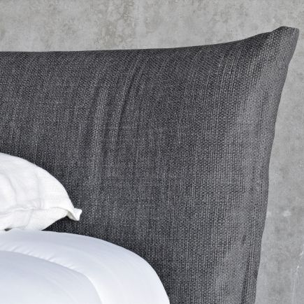 Upholstered Bed Alf DaFrè Morrison | Procomobel
