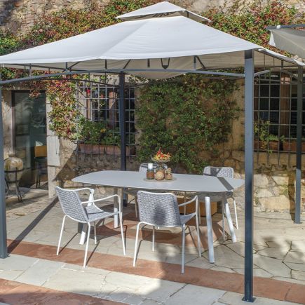 Outdoor Dining Armchair Orquídea | Procomobel