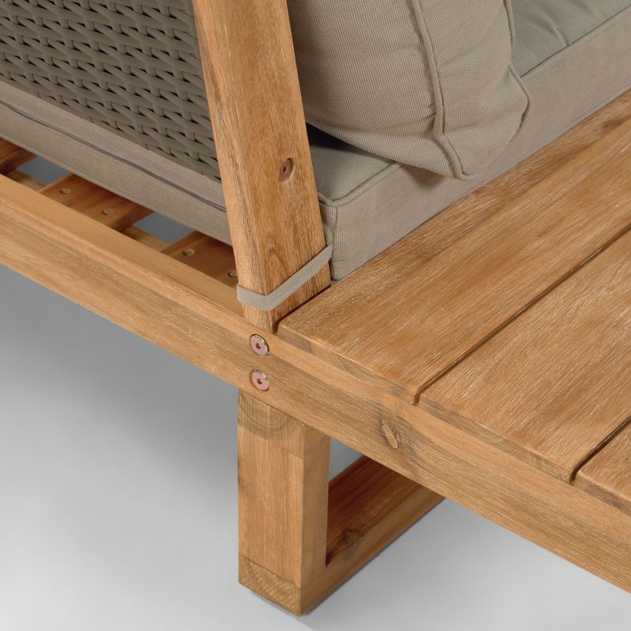 Set 5 seater corner sofa and table 'Flaviina'