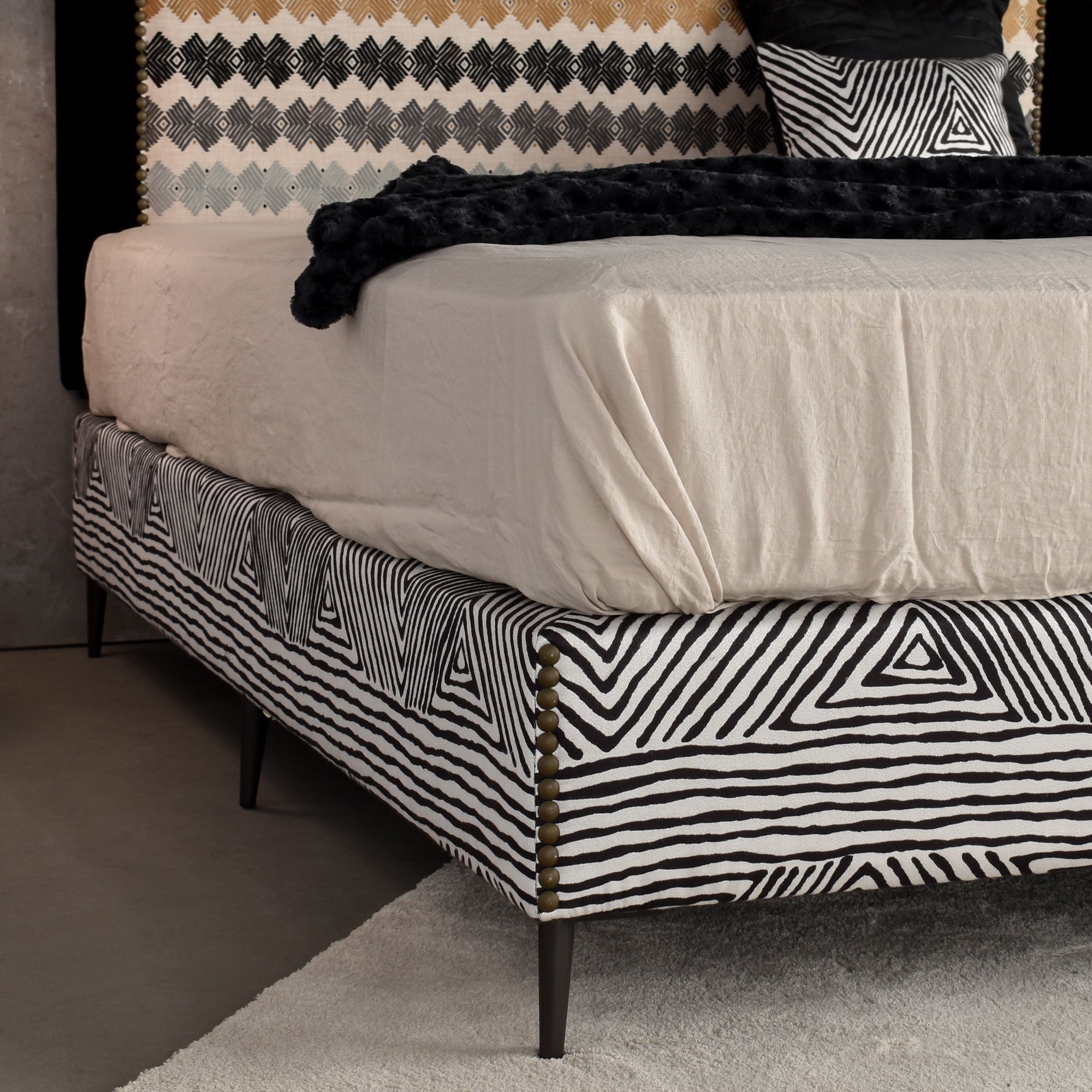 Base de Cama y Cabecero Tapizado ‘Brussels’