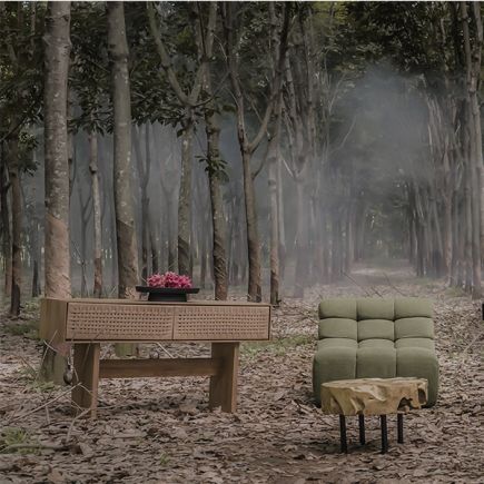 Foto en Ambiente Mesa Auxiliar de Raíz Hazel natural