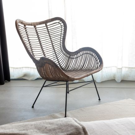 Estancia con Sillón de Ratán Gozo