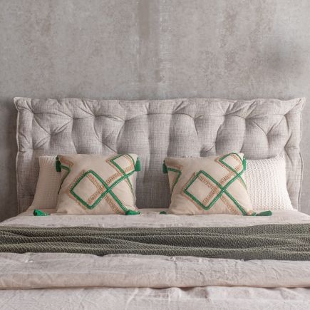 Upholstered Capitoné Headboard 'Valeta' | Procomobel
