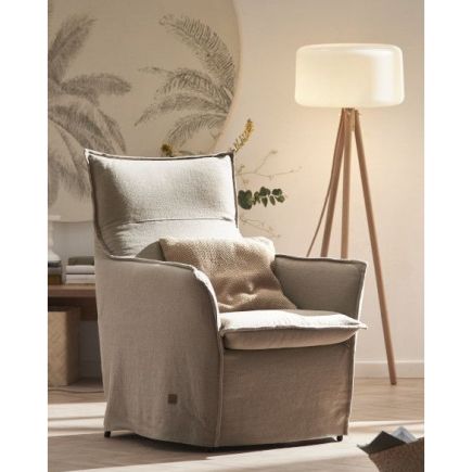 Buy Online Armchair Lino 'Curie' at Procomobel