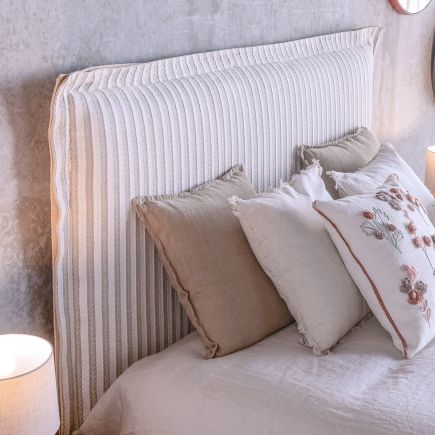 Upholstered Striped Headboard 'Vilna' | Procomobel