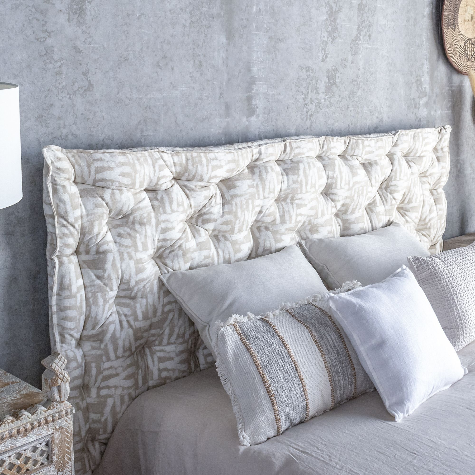 Upholstered Capitoné Headboard 'Bratislava'