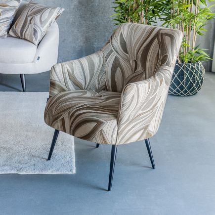 Modern Upholstered Armchair 'Magdalena' | Procomobel