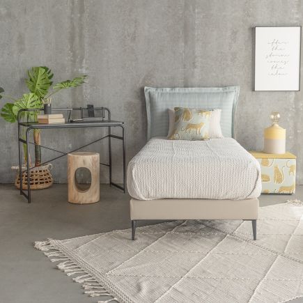 Tiger Upholstered Folding Puff 'Limpopo' | Procomobel