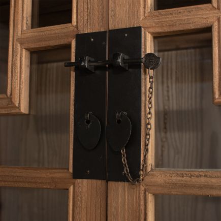Recycled Pine Showcase 'Gueguen' | Procomobel