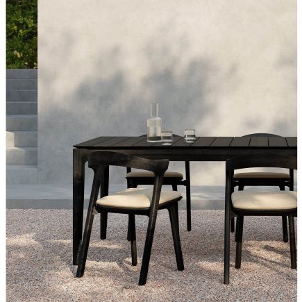 10277_Bok_outdoor_table_black_10154_Bok_outdoor_chair_black_21095_Bok_seat_cushion_natural_det1_WEB